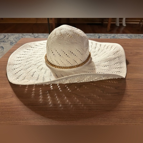 Calypso beach hat, St. Barth for Target, white paper lightweight floppy cute hat - Picture 2 of 8